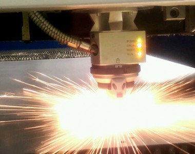 fiber laser cutting